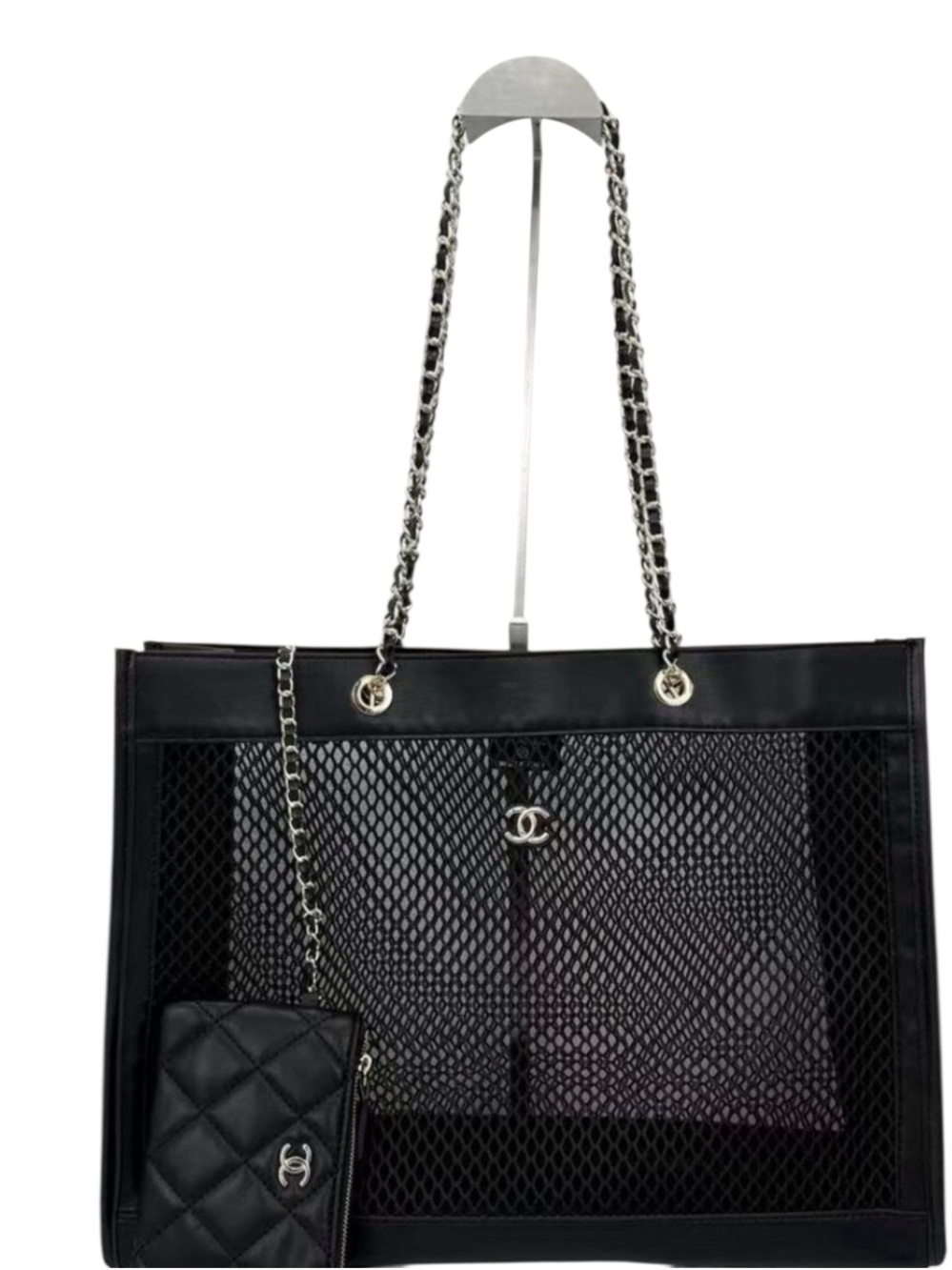 Black Mesh Chain Tote + Mini Pouch | VIP Gift | Faux Leather - Picture 5 of 7